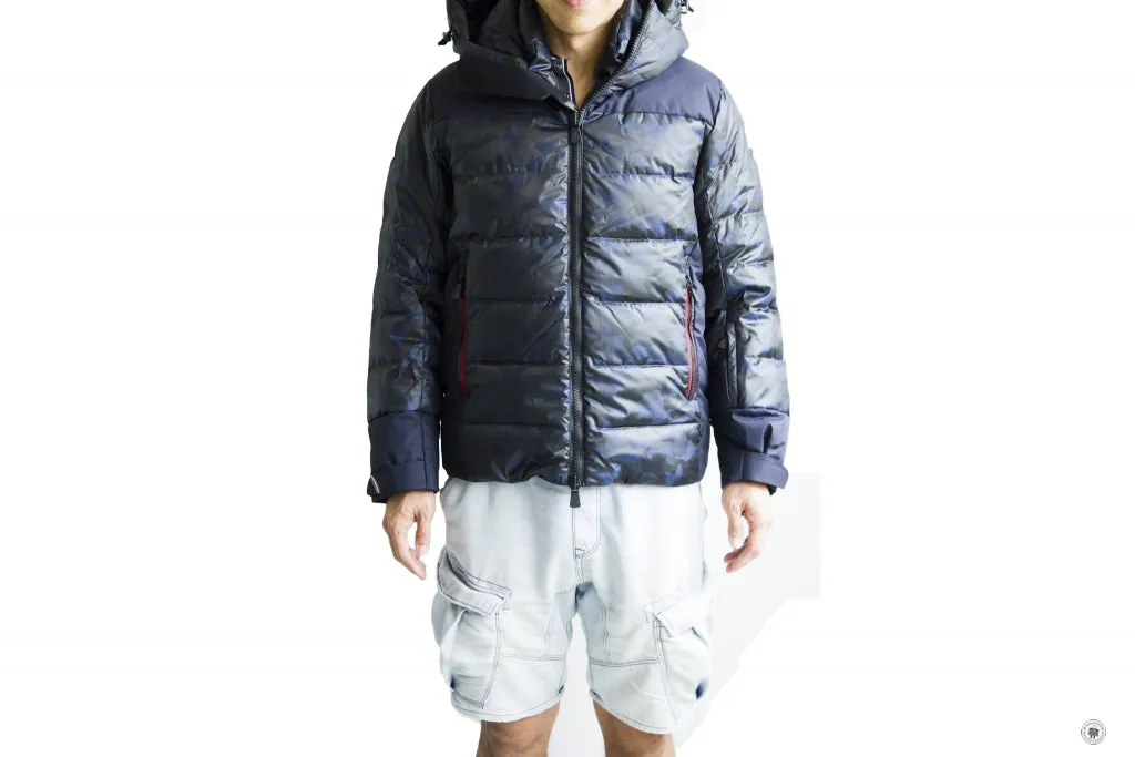 Moncler 41853-57623 Kander Nylon Camo Down Ski Jacket Blue Camo / 771 1 Jackets