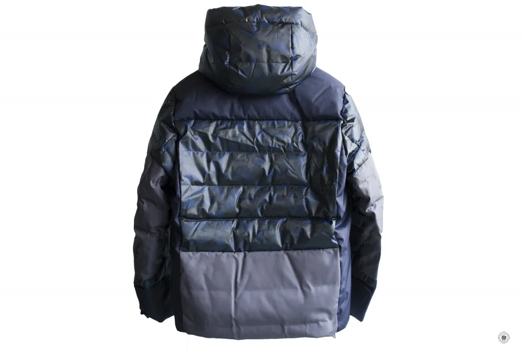 Moncler 41853-57623 Kander Nylon Camo Down Ski Jacket Blue Camo / 771 1 Jackets