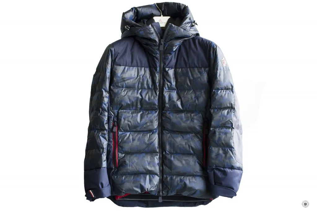 Moncler 41853-57623 Kander Nylon Camo Down Ski Jacket Blue Camo / 771 1 Jackets