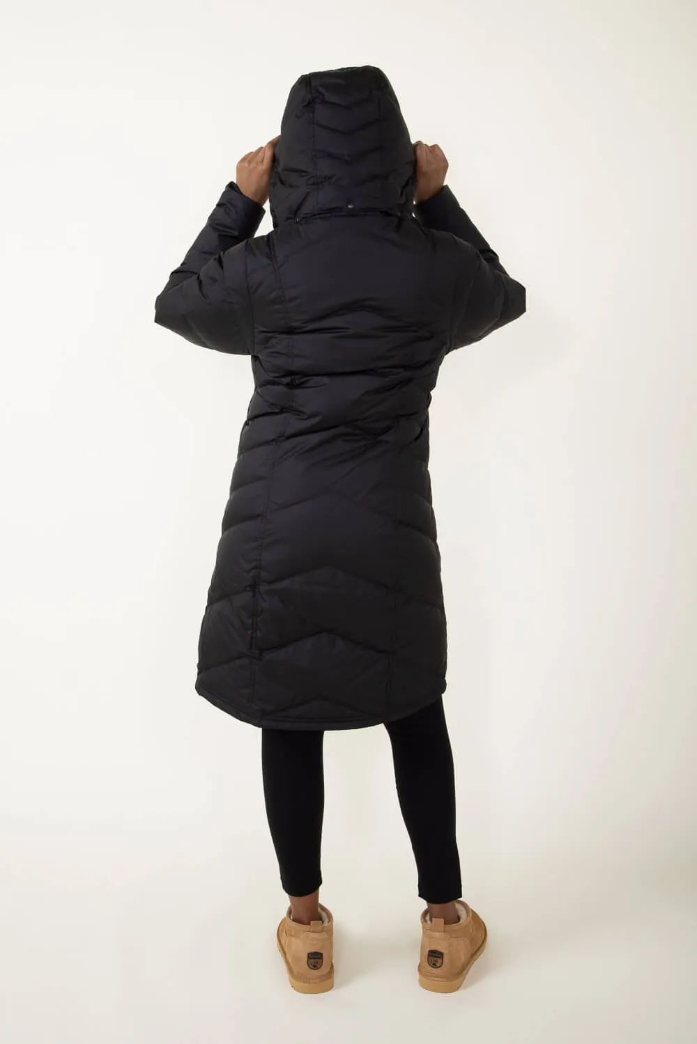 Patagonia Women’s Down With It Parka in Black | 28442-BLK